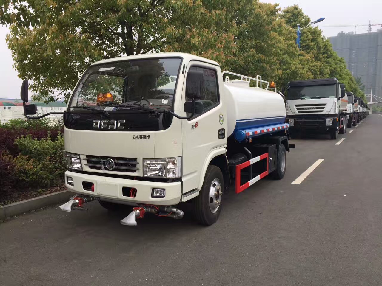 工地5噸灑水車